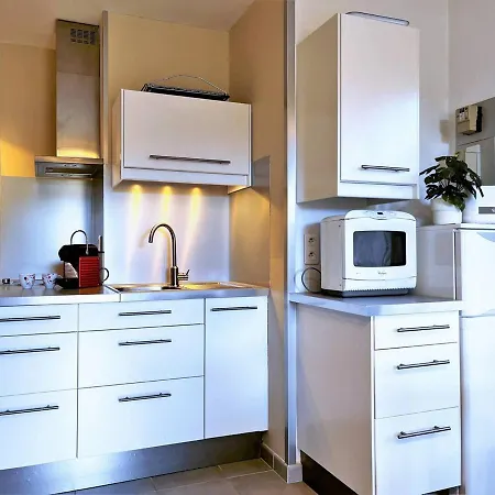 4 Pers. Proche Avec Parking - Fr-1-251-398 Apartament Le Lavandou